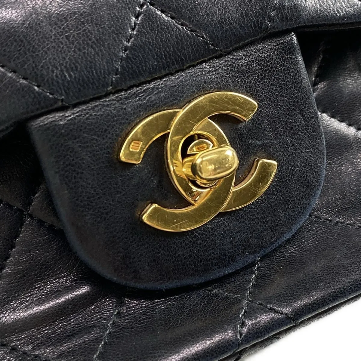 Chanel Vintage black Classic Bag